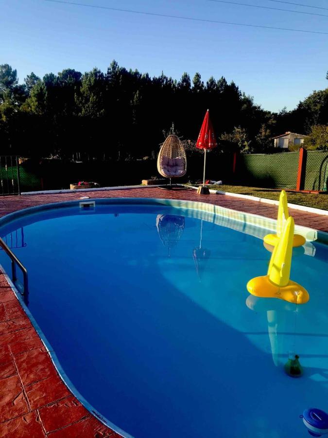 Alojamiento Entero Con Piscina Y Jardin. Оуренсе Екстериор снимка