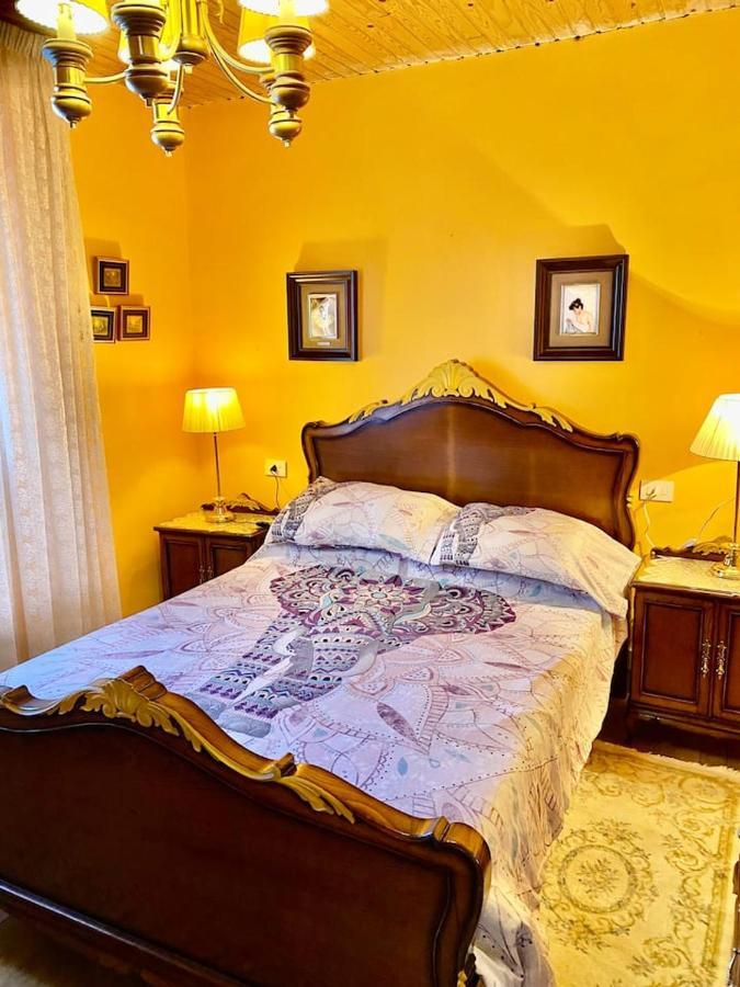 Alojamiento Entero Con Piscina Y Jardin. Оуренсе Екстериор снимка